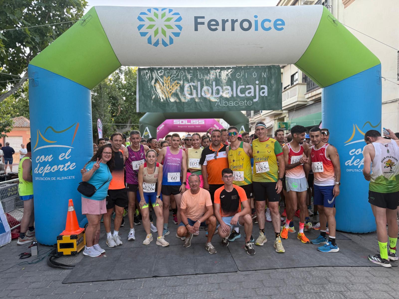 RadioMarcaAB's tweet card. Mª Ángeles Magán suma su sexta victoria en la Carrera Popular de Mahora