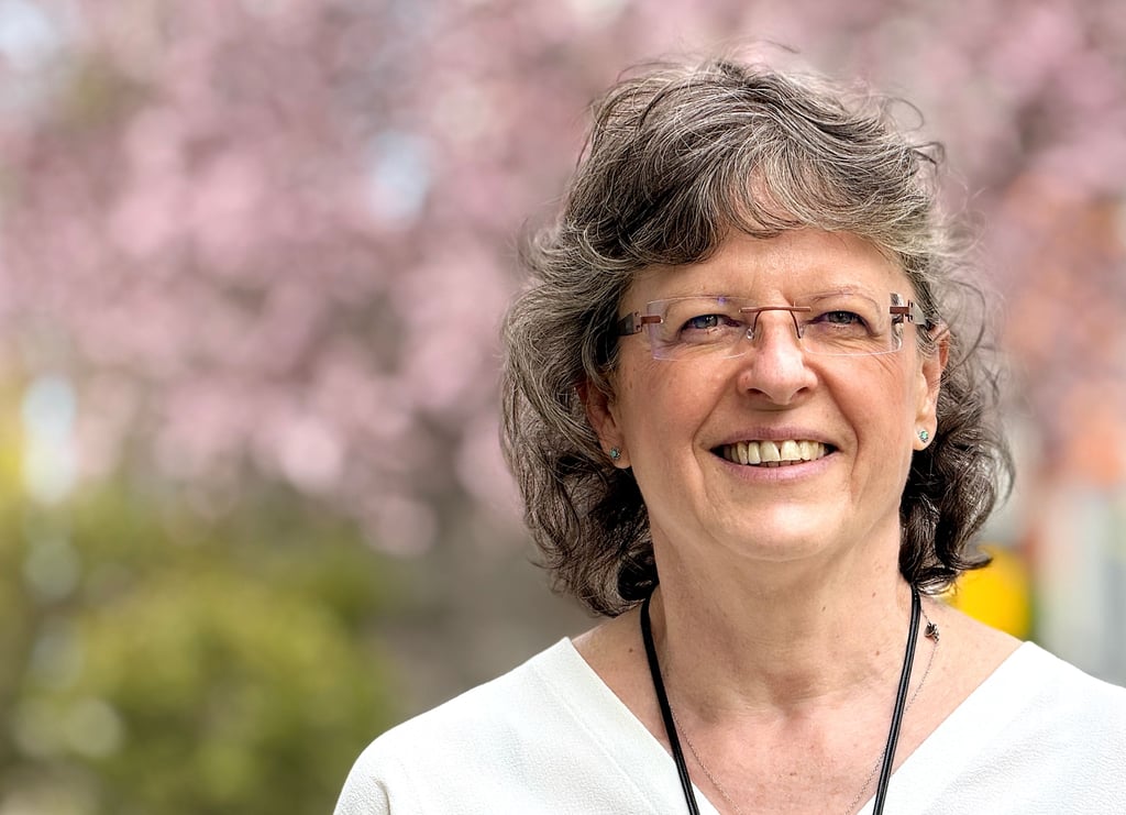 Volksstimme's tweet card. Petra Schneider lehrt und forscht an der Hochschule Magdeburg-Stendal. Ihre Liebe zu Magdeburg erklärt sie allerdings ganz unwissenschaftlich.