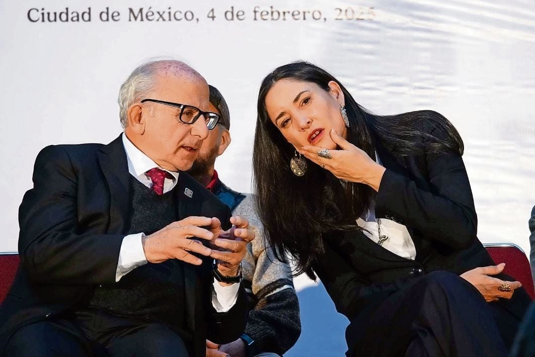 ConfabularioMx's tweet card. Análisis detallado del nuevo Reglamento Interno de la Secretaría de Cultura que, además de duplicar funciones, genera contradicciones en el esquema de austeridad