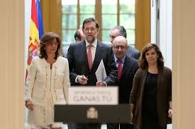 SinPermisoInfo's tweet card. Cuando tras el debate parlamentario del pasado 9 de julio se daba por aplazada hasta otoño la crisis del gobierno Sánchez, la imputación de Cristóbal Montoro, exministro todopoderoso de Hacienda con