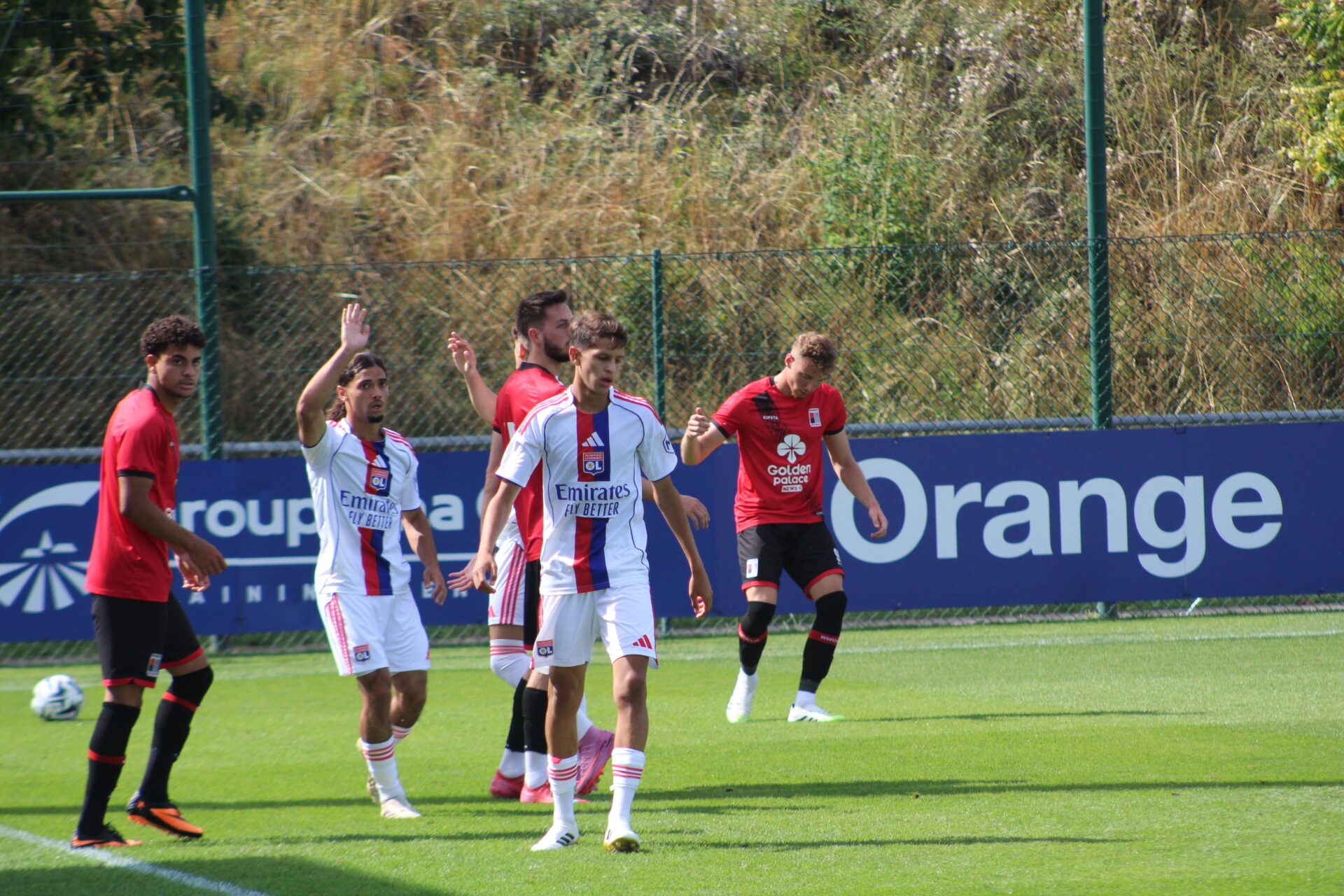 oetl's tweet card. Pointée du doigt ces derniers mois pour son incapacité à sortir des joueurs, l'Académie est bien présente à Innsbruck pour le stage de l'OL.