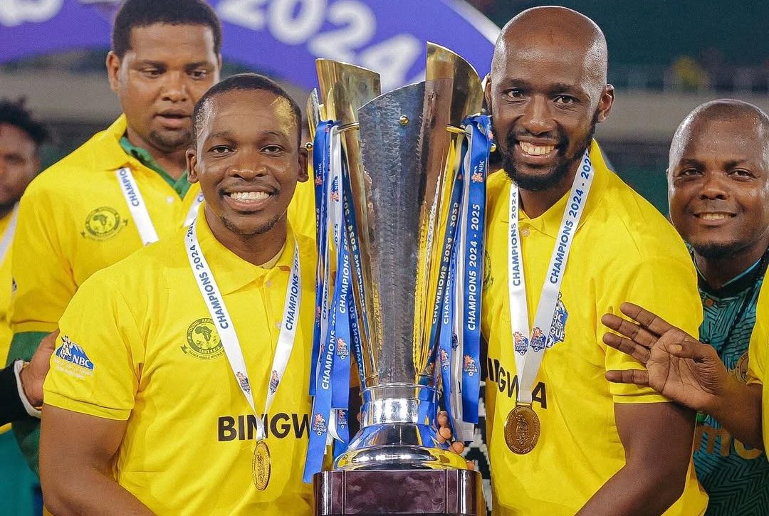 FARPostZA's tweet card. The SA duo of Mpho Maruping and Sekhwela Seroto have both left Tanzanian giants Yanga SC and are linked with Algeria’s CR Belouizdad.