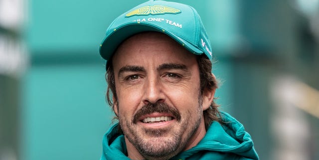 CardriverF1's tweet card. El piloto español ha cerrado uno de sus peores fines de semana en cuanto a resultados con la marca británica, clasificando 19ª y terminando la carrera en la 17ª posición.
