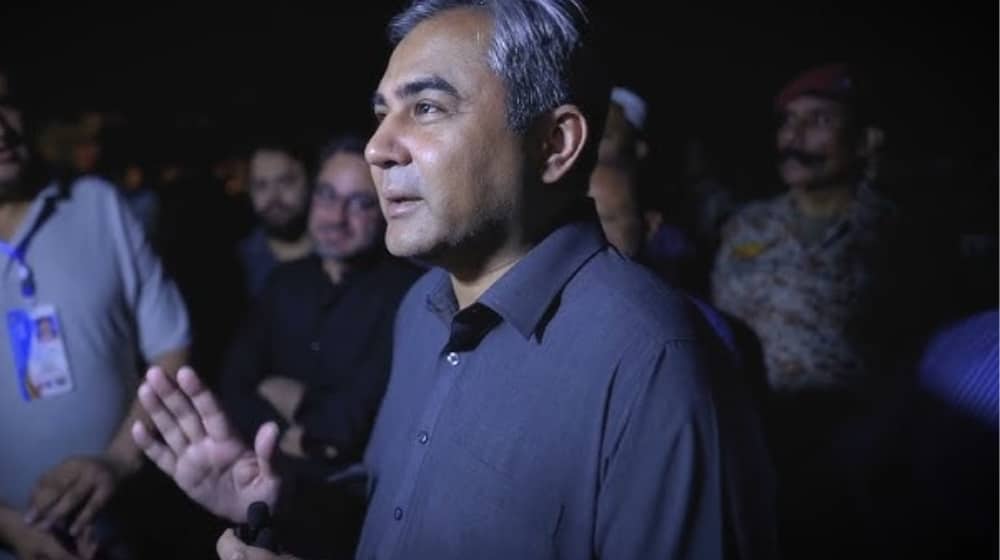 ProPakistaniPK's tweet card. In a major development ahead of the Arbaeen pilgrimage, the government has announced that Zaireen (pilgrims) will not be allowed to travel to Iraq and