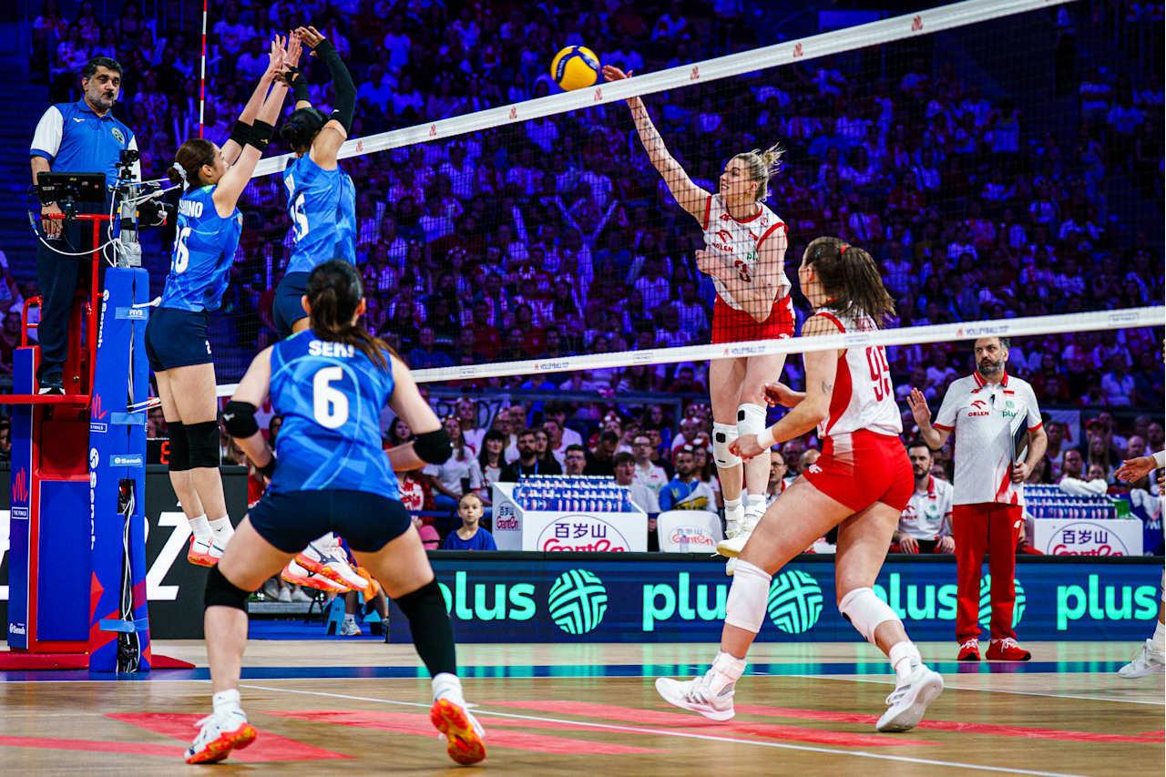 vbm_link's tweet card. バレーボールネーションズリーグ（VNL）女子大会はポーランドのウッチでファイナルラウンド最終日の試合が行われ、日本は日本時間27日、3位決定戦で開催国のポーランドと対戦。 日本のスターティングメン