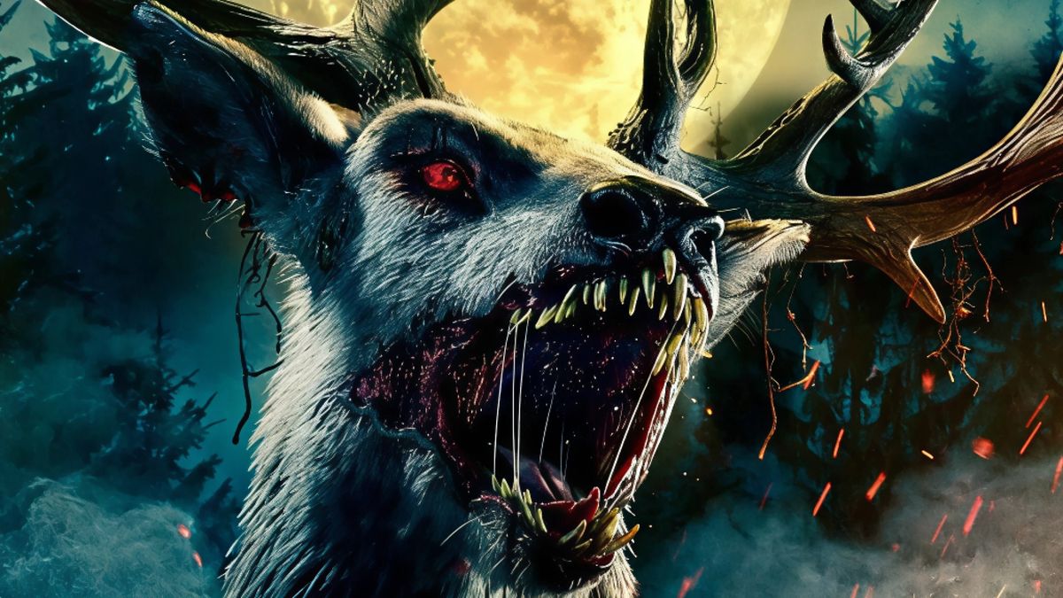 hobby_consolas's tweet card. Cinco semanas y cinco películas: agosto es un mes plagado de estrenos que harán las delicias del fandom del terror, ¡y hay para todos los gustos!