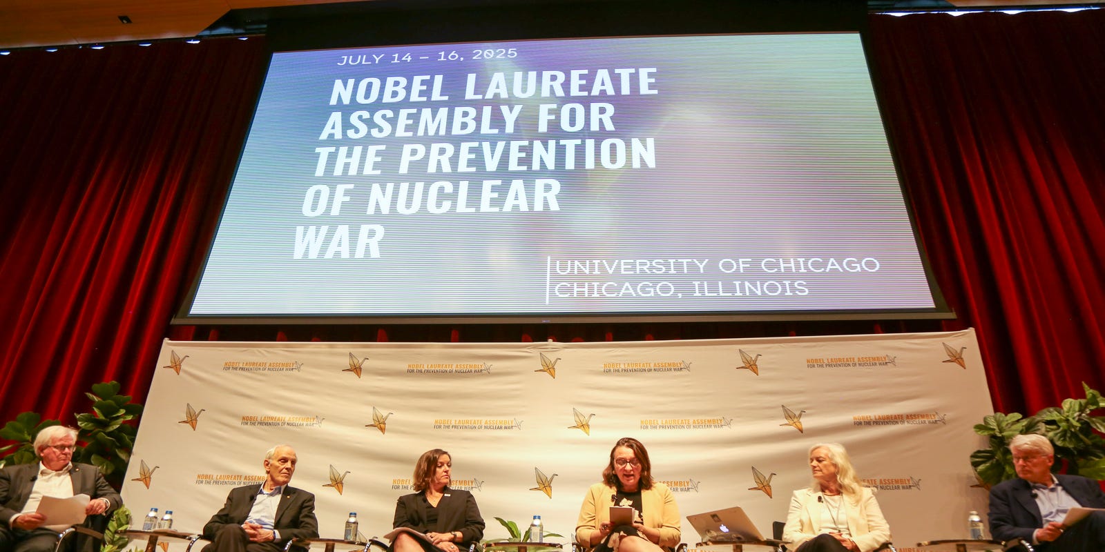 OutriderFdn's tweet card. Top nuclear experts gathered in Chicago to offer world leaders a playbook for reducing the risk of nuclear war.