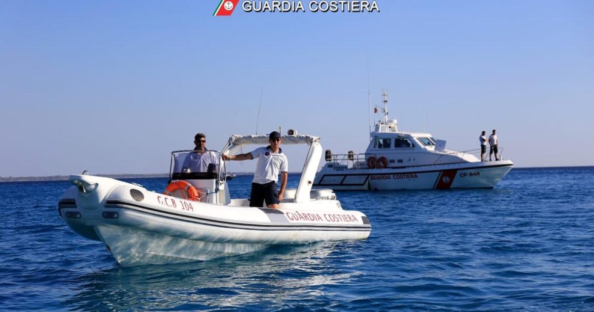 LaGazzettaWeb's tweet card. A causa delle forti correnti sono stati molti gli interventi di salvataggio nel Salento