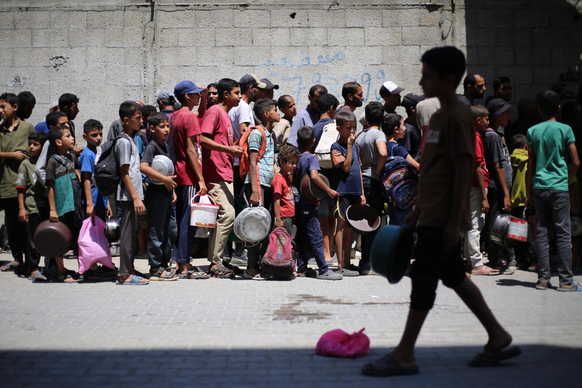 fernandomolica's tweet card. Quase 900 pessoas morreram desde maio quando buscavam alimentos no enclave palestino, mostra levantamento divulgado pela ONU