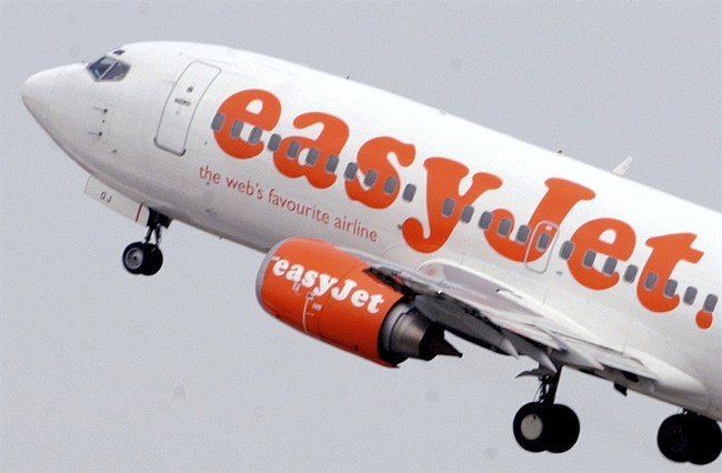PJMedia_com's tweet card. Man disrupts EasyJet flight to Scotland with bomb threat targeting Trump.
