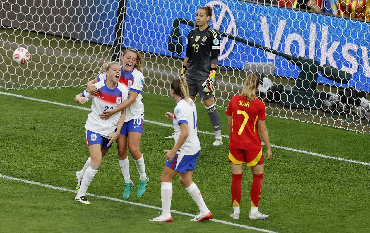 ltvsports's tweet card. Anglijas sieviešu futbola izlase svētdien Bāzelē finālā uzveica Pasaules kausa īpašnieces spānietes un triumfēja otrajā Eiropas čempionātā pēc kārtas. Spēles pamatlaiks un pagarinājums noslēdzās...