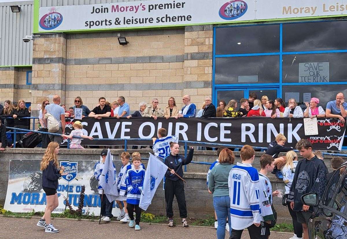 Forres_Gazette's tweet card. Around 150 protesters gathered outside a leisure centre on Saturday to protest an ice rink closure call.