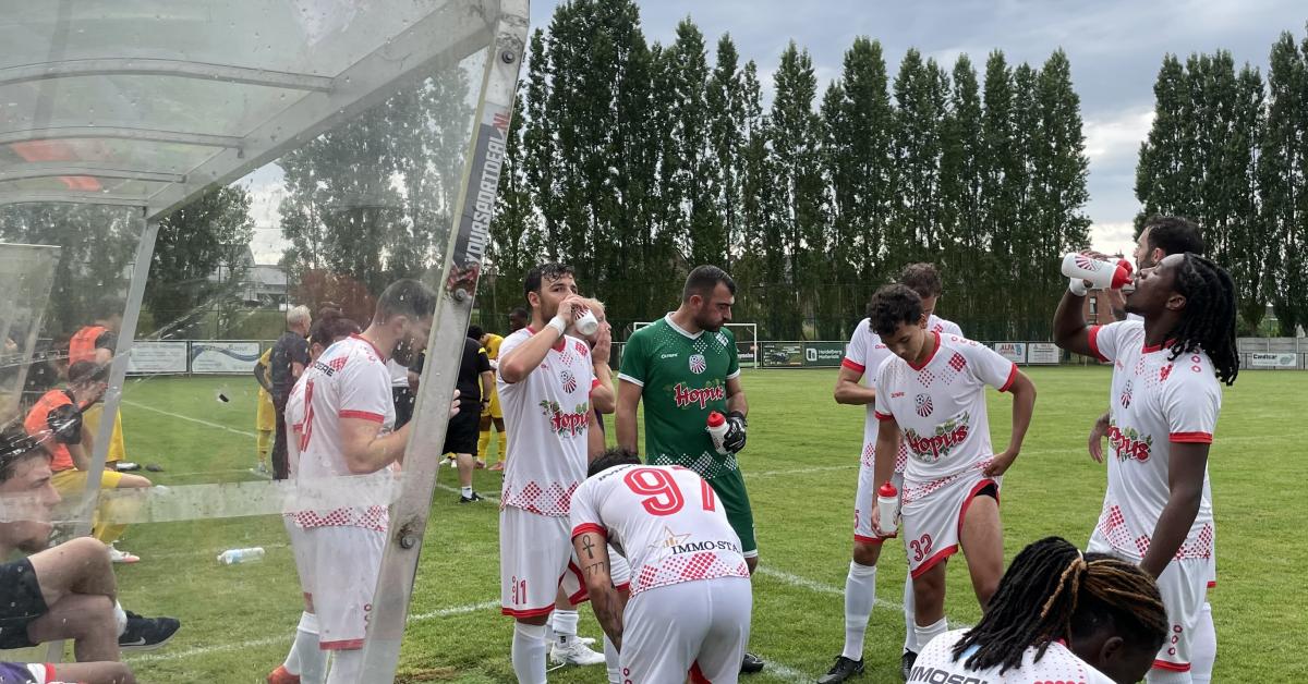LaCapitale_be's tweet card. Pour leur première rencontre de la saison, les Rebecquois ont présenté une copie intéressante pour ce premier tour de Coupe de Belgique. Même si la victoire n’était pas au bout du compte (1-2), les...