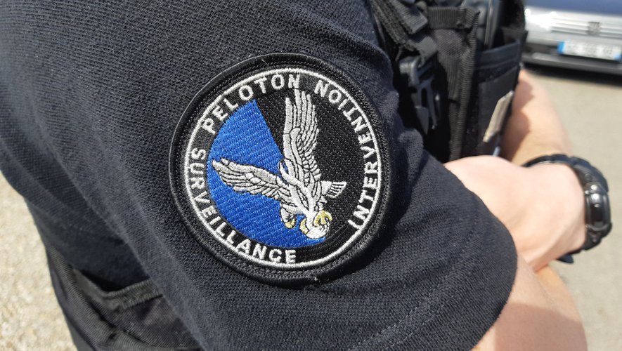 cemodf1's tweet card. Les gendarmes du PSIG d’Argelès-sur-Mer ont réalisé une saisie impressionnante, ce lundi 21 juillet, en interceptant un véhicule en provenance d’Espagne. À bord, 55 kg d’herbe de cannabis, d’une...