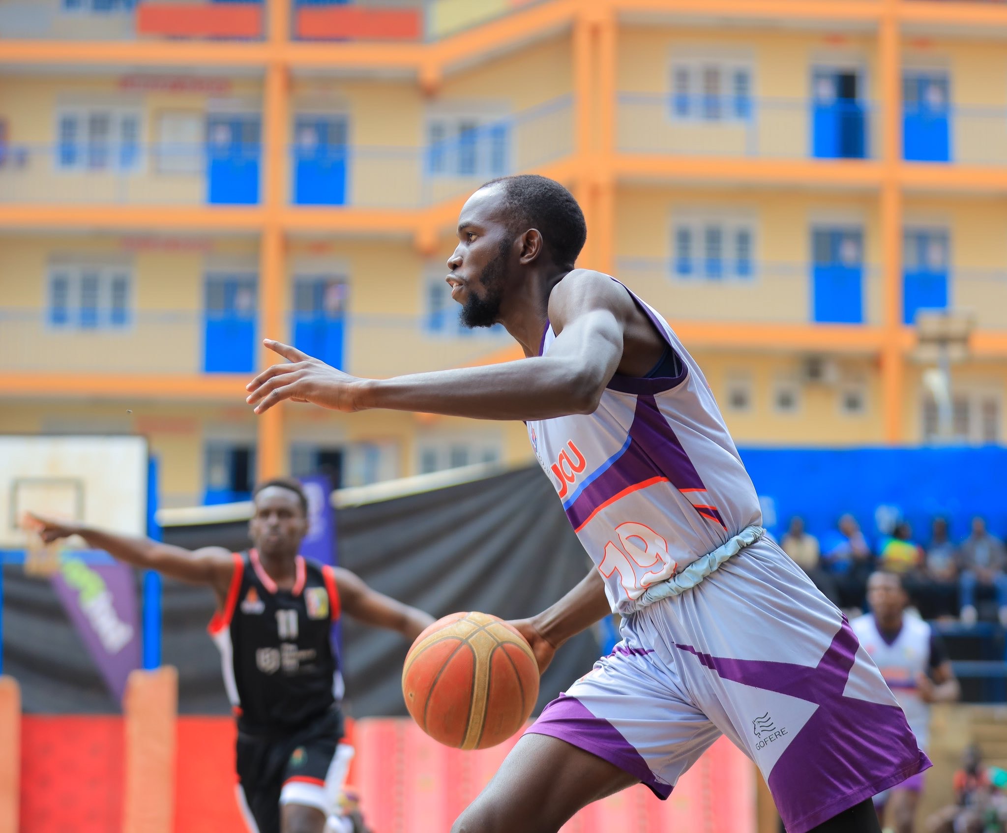 UcuStandard's tweet card. UCU got off to a promising start, with captain Ibanda Lwabanga knocking down a three-pointer and Joel Kayiira adding six early points, leading the Mukono side to a 15–11 advantage at the end of the…