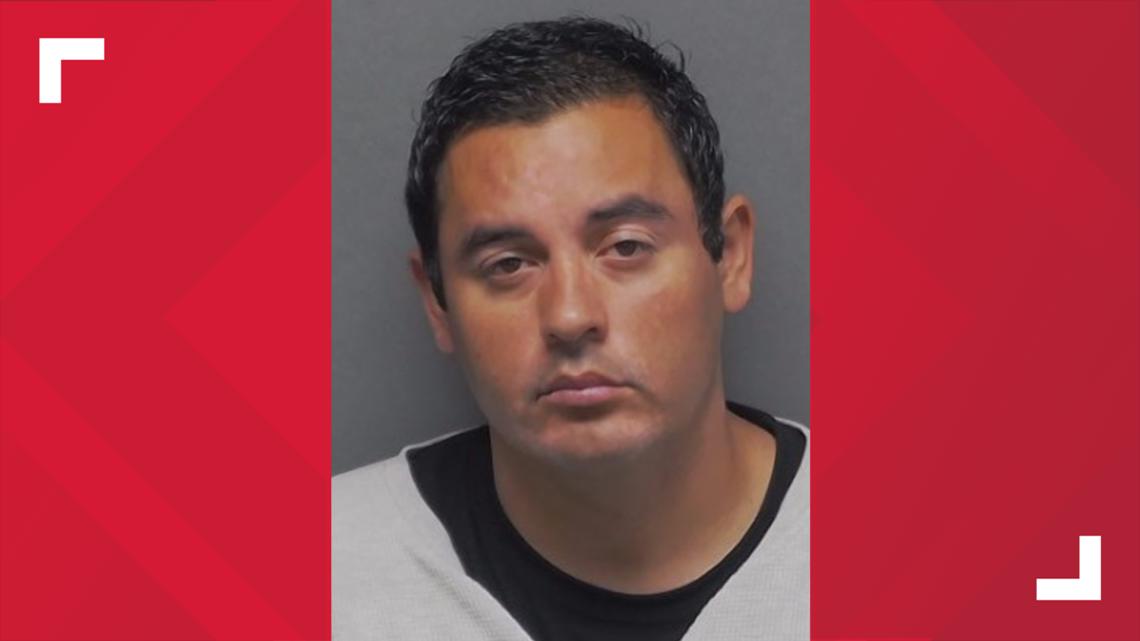 KENS5's tweet card. Investigators said the suspect, who has been identified as Oscar Cantu, left the scene after the stabbings in a vehicle belonging to one of the victims.