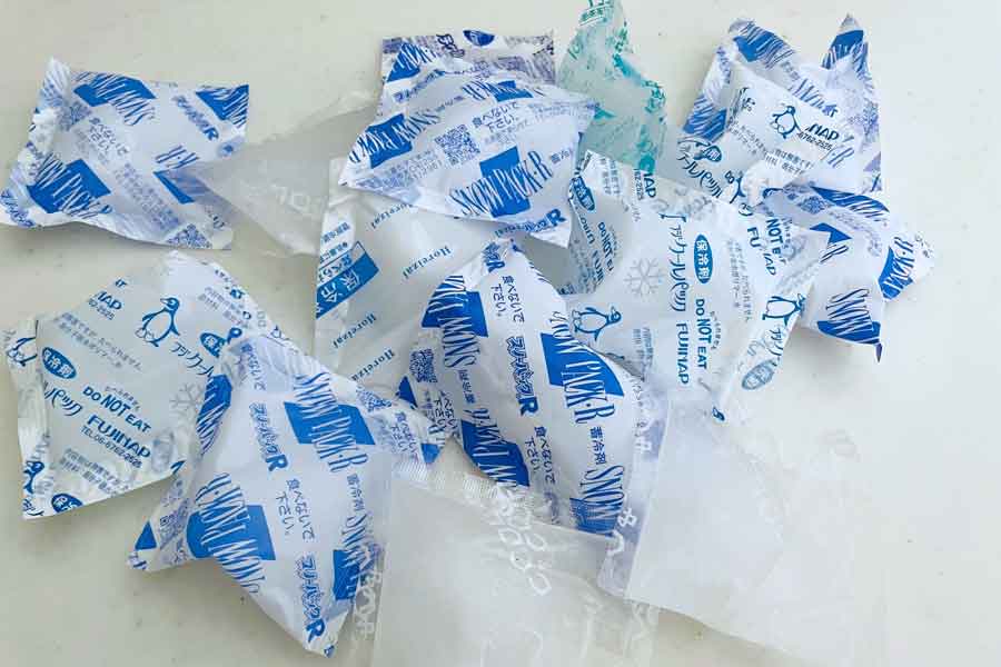 Hint_Pot's tweet card. 食品を持ち帰るときにもらって、何かと手元に増えてしまう保冷剤。いつの間にか冷凍庫の中に溜まってしまい、「どうしようかな？」と悩んでいる方も多いのではないでしょうか。そんな悩みを解決する画期的な活用法を、自衛隊東京地方協力本部が公式インスタグラムアカウント（@tokyo_pco）で紹介し、大きな反響を呼んでいます。