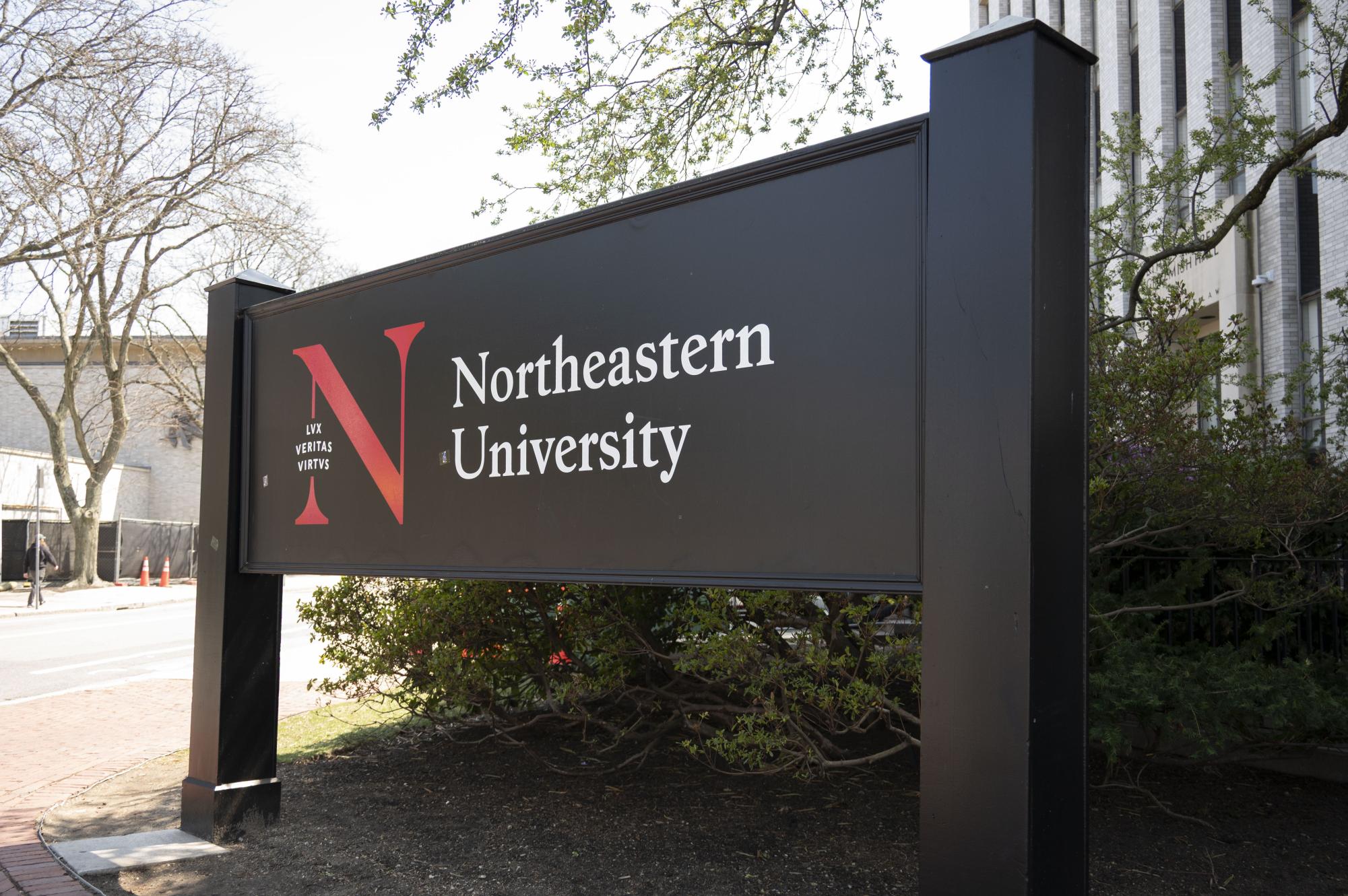 HuntNewsNU's tweet card. Ongoing discussions about curriculum reform at Northeastern have opened the door to campus-wide reflection on whether current course requirements reflect today’s cultural, political and environmental...