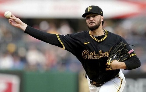 scherzer_31's tweet card. https://www.mlb.com/gameday/d-backs-vs-pirates/2025/07/27/776984/liveスキーンズは6.0回を9三振、1四球、3安打、0本塁打、自責点0の好投で、6勝目を挙げた。今日はコマンドが良くなくて、6.0回で99球も投げてしまい、ストライクも62球しかなかった。ストライク率は62.6％