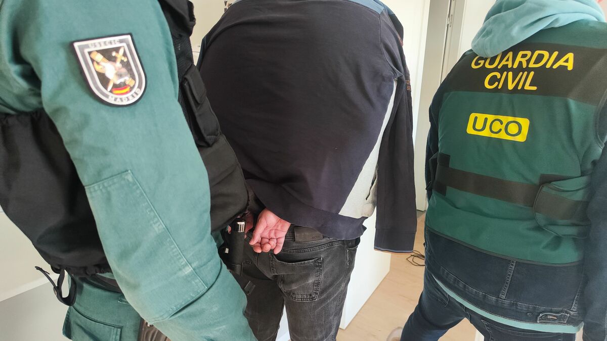 josepjover's tweet card. La UCO (Unidad Central Operativa) es un cuerpo especializado dentro de la policía judicial de la Guardia Civil. Se creó en septiembre de 1987, durante la segunda Legislatura del presidente Felipe...