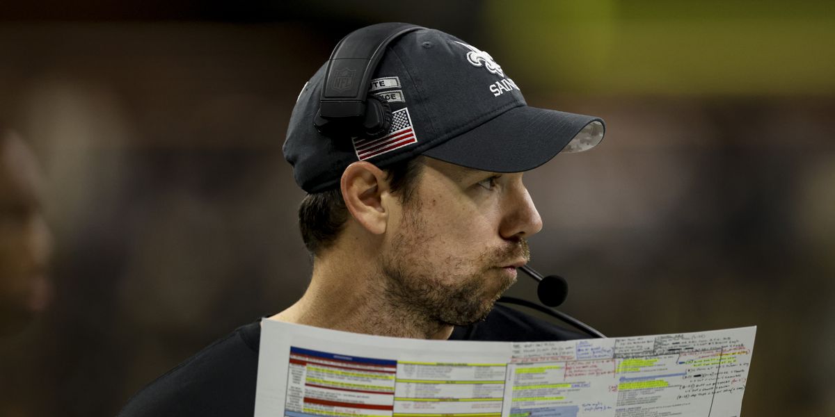 FieldGulls's tweet card. Seahawks fans, gear up for an electrifying HawksZone Rundown hosted by Bryce Coutts, featuring football analyst Bobby Peters diving deep into Klint Kubiak’s offensive scheme for the 2025 Seattle...