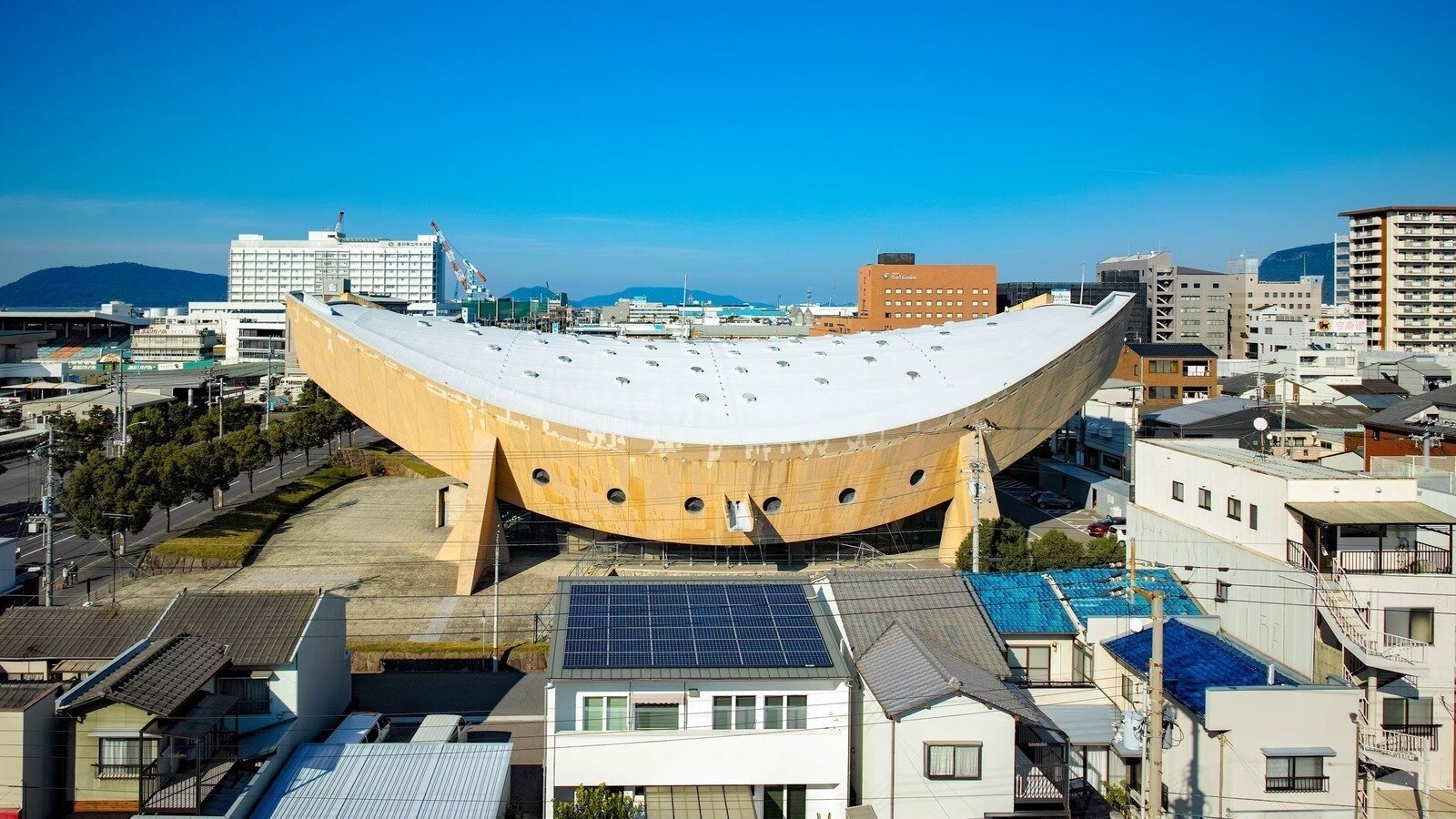 takamatsubiz's tweet card. 丹下健三の名建築「旧香川県立体育館」を救おう！ 　Save the Boat Gym – A Masterpiece by Kenzo Tange