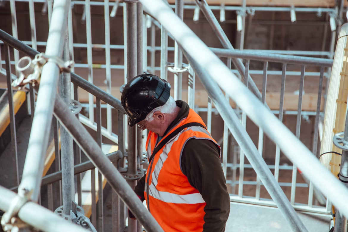 DailyTelegraph5's tweet card. Government to simplify scaffolding rules and prequalification processes in aim to cut red tape and boost productivity.