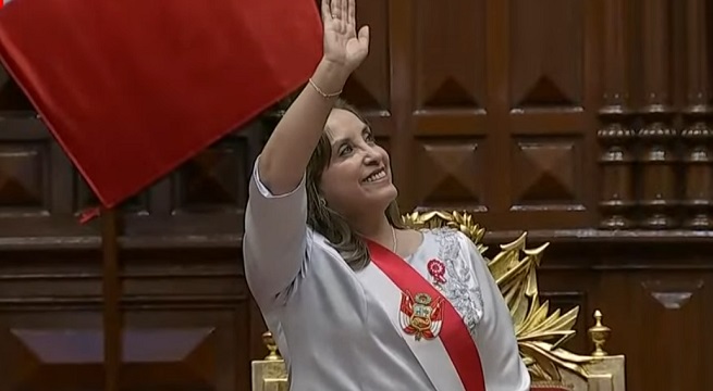 PuntoFinalOf's tweet card. El Perú vuelve a celebrar este 28 de julio un nuevo aniversario de su independencia, mientras Dina Boluarte se prepara para dar su último mensaje como presidenta de la República. Hace exactamente un...