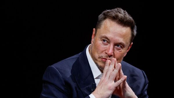 manujosephsan's tweet card. Before Elon Musk became the richest man in the world, there was Jacob Fugger, a 16th-century banker worth $400 billion in today's money. But unlike Musk, Fugger knew the limits of his power and would...