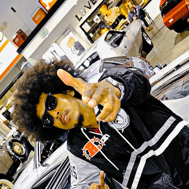 CryptoHulk19's tweet card. Kyle James aka James Hendrix (@kylejames860) • Instagram photos and videos