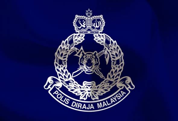 501Awani's tweet card. Pihak Polis Daerah Klang Selatan menerima laporan daripada orang awam berhubung kejadian itu pada 11.15 malam hari yang sama.
