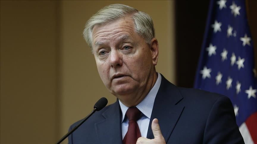 senego's tweet card. Le sénateur américain Lindsey Graham a annoncé dimanche un changement de tactique imminent dans la guerre menée par Israël à Gaza, selon l'agence Anadolu. Il a fait cette déclaration lors d'une...