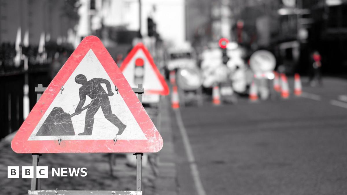 cutteroo's tweet card. The number of recorded road works in Scotland is now 28% higher than it was before the Covid pandemic.