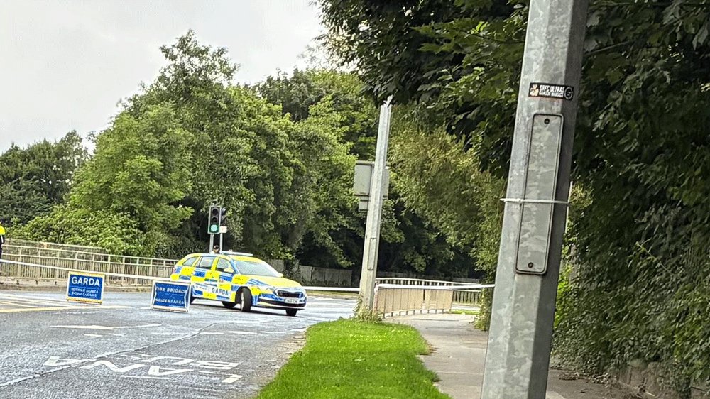 TheEchoOnline's tweet card. A CYCLIST is in critical condition after he was struck by a car in Clondalkin on Sunday evening. Emergency services rushed to the scene around 11.40pm following the road traffic collision on Fonthill...