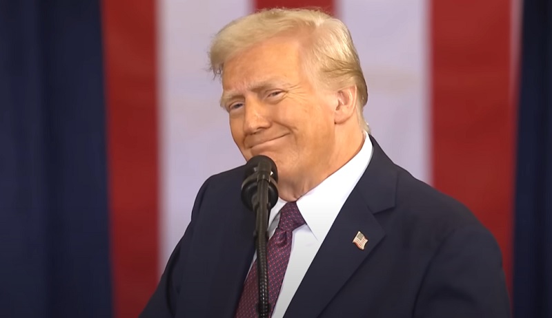 PCh24pl's tweet card. Proaborcyjna organizacja amerykańska Planned Parenthood (PP) oświadczyła 1 lipca, że nowe przepisy administracji Donalda Trumpa mogą zmusić ją do zamknięcia nawet 200 jej klinik, c