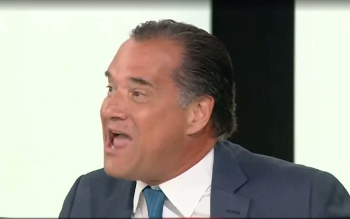 LisisOs's tweet card. Η Μαρία Καρυστιανού κατακεραυνώνει σε νέα της ανάρτηση τον υπουργό Υγείας Σπύρο Γεωργιάδη, με αφορμή