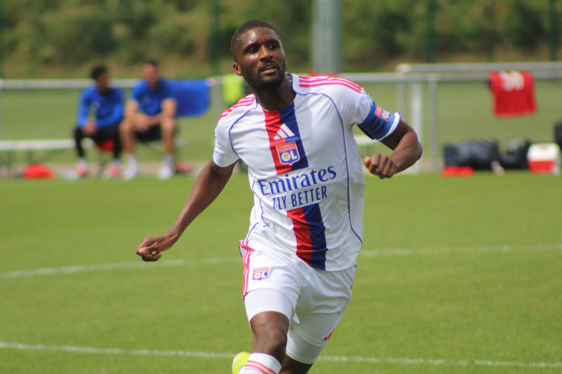 oetl's tweet card. Il faut certes prendre en compte le niveau des adversaires, mais l'OL n'a pas encore pris le moindre but cet été.