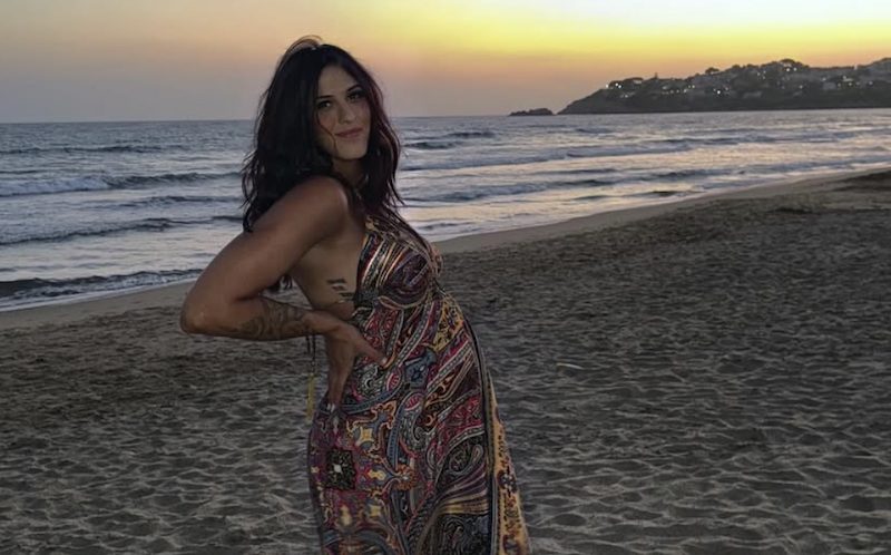 Lettera43's tweet card. Asja Cogliandro ha raccontato di essere stata licenziata dalla sua squadra, Perugia, perché incinta: «Ora detesto lo sport che amavo».