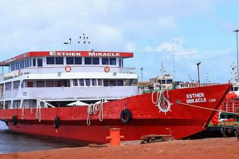 Sambaa241's tweet card. Au lendemain de la survenue du naufrage du ferry Esther Miracle, les autorités de l'époque avaient annoncé un certain nombre de mesures, à l'effet de faire la lumière sur cet accident. L'enquête...