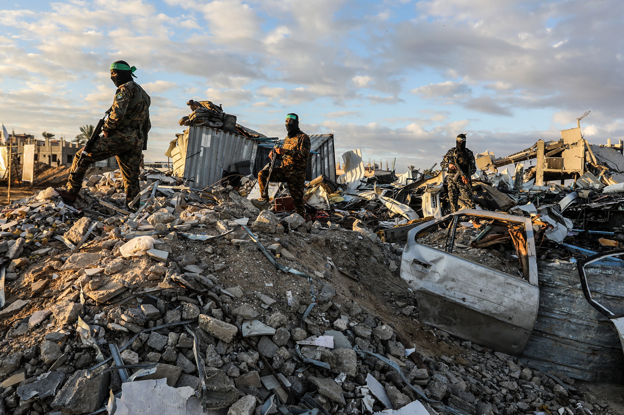 h_lovatt's tweet card. As Israel and Hamas edge toward a ceasefire, shifts are under way in both: Hamas is quietly opening up to decommissioning and Israel’s security elite is realising military victory is a myth.