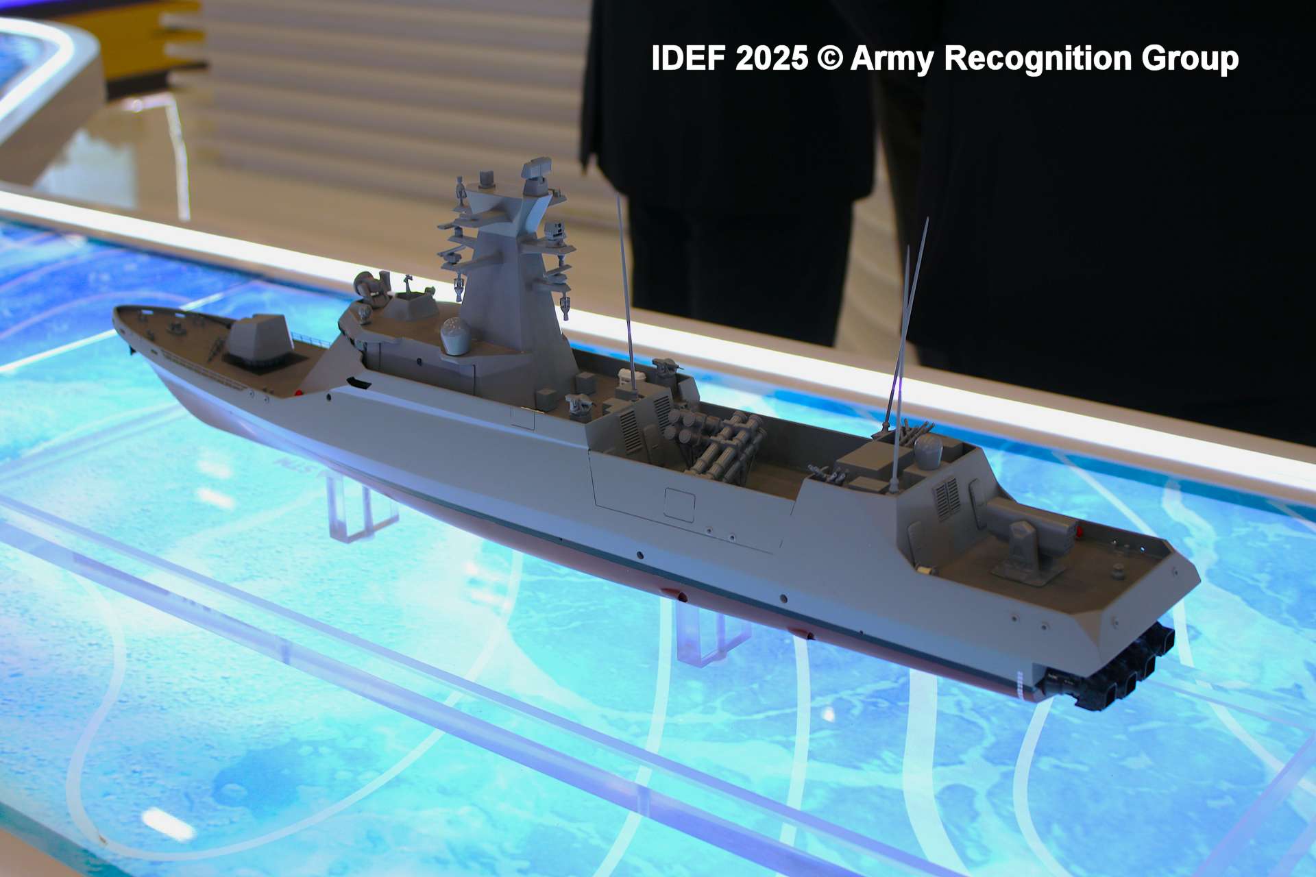ArmyRecognition's tweet card. STM Presents Türkiye’s New Fast Attack Craft at IDEF 2025 Marking a Step Toward Naval Autonomy