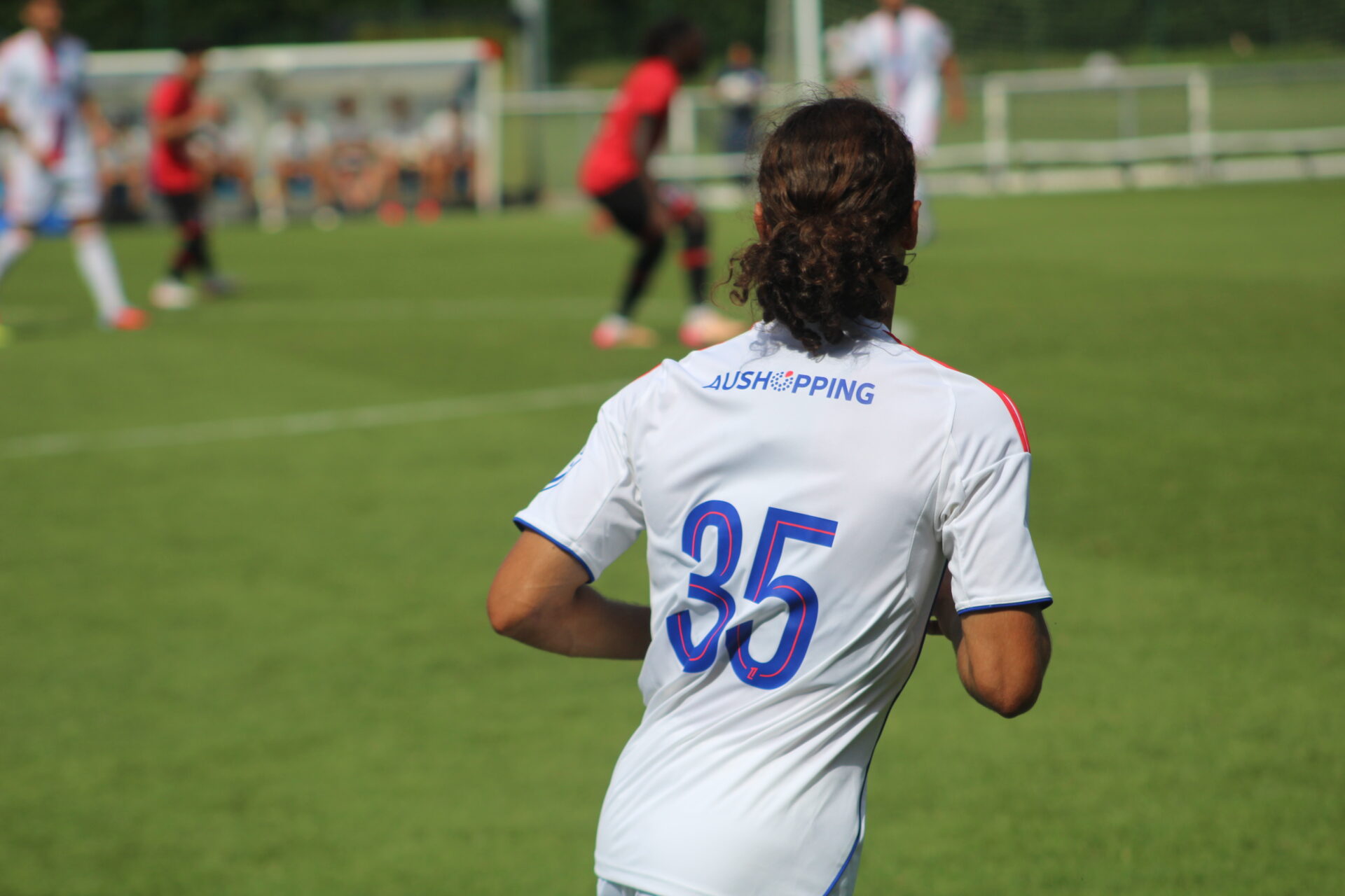 oetl's tweet card. Mercredi, l'Olympique lyonnais affronte le club espagnol de Majorque en Autriche dans le cadre de sa préparation estivale.