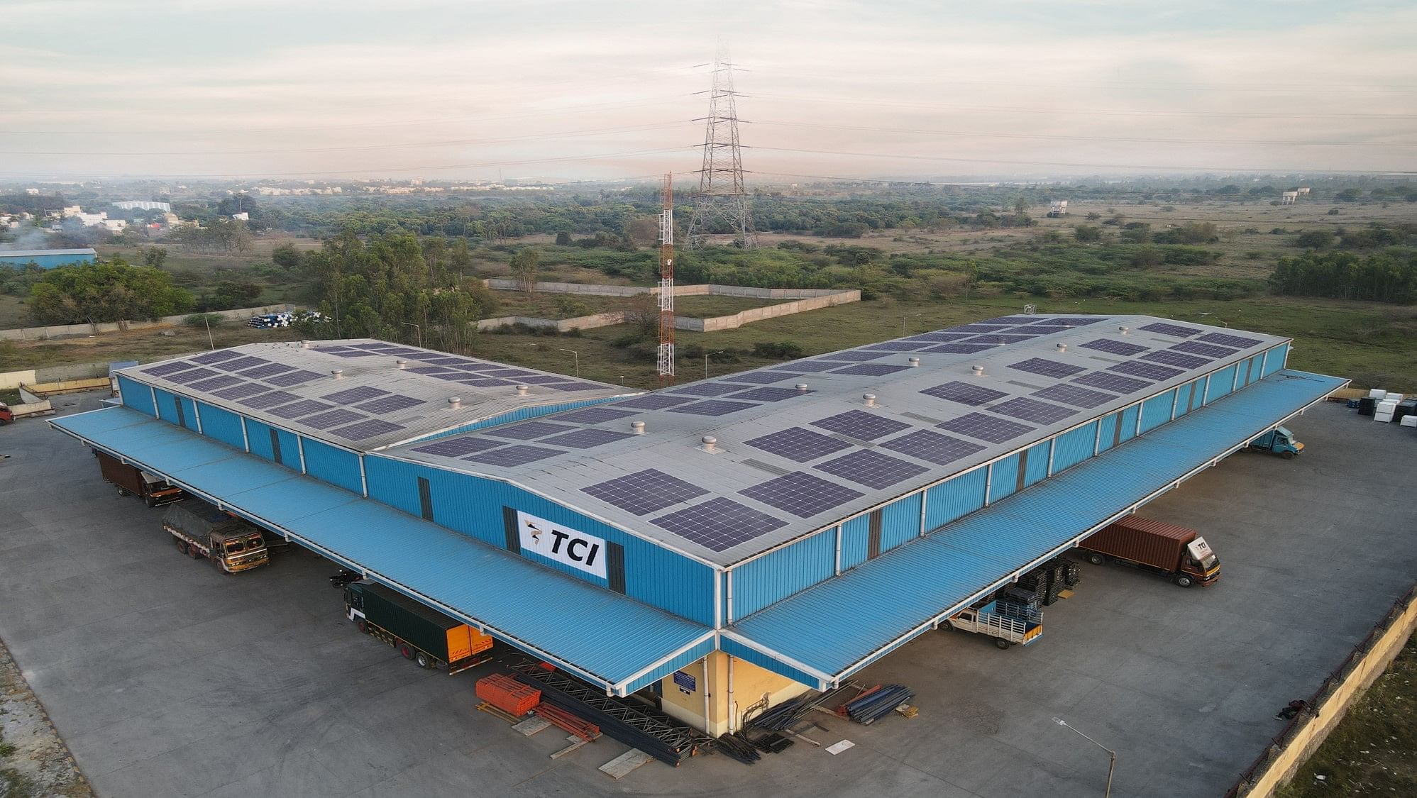 autocarpro's tweet card. Integrated logistics provider sees steady growth in multimodal, warehousing, 3PL and cold chain verticals amid mixed sectoral trends.