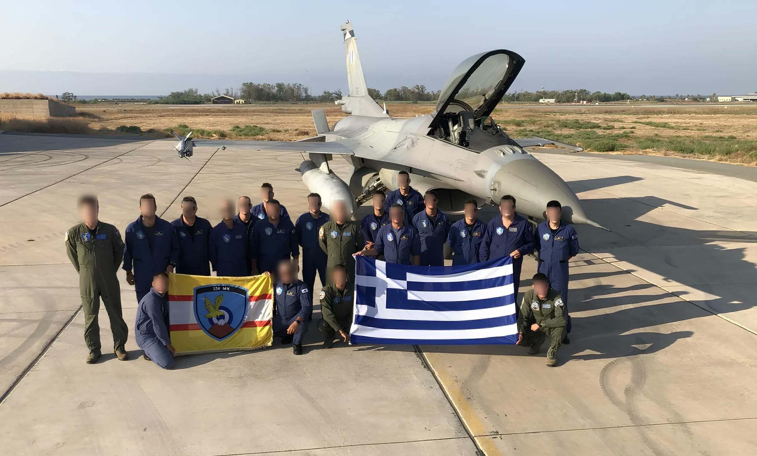 NemesisGRE's tweet card. Η αποστολή ελληνικών F-16 στην Κύπρο που έστειλε ισχυρό μήνυμα στην Τουρκία. Όταν η Πολεμική Αεροπορία ξεγέλασε τα τουρκικά ραντάρ και κυριάρχησε σε μια επιχείρηση «πρόβα» υψηλού ρίσκου πάνω από την...