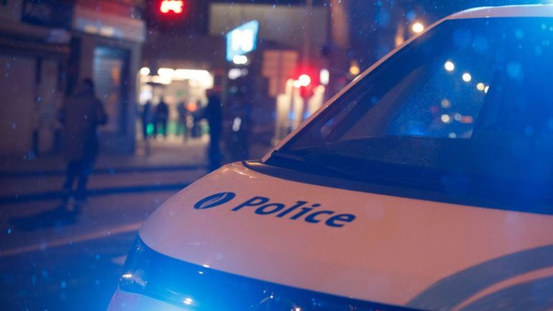 RTBFinfo's tweet card. Cette intervention a mobilisé plus de vingt équipes de police ainsi qu'un hélicoptère de la police fédérale, a...