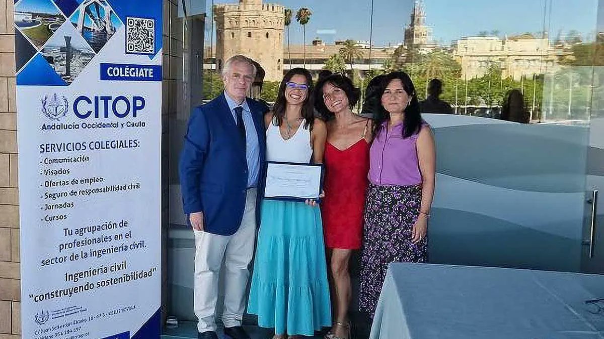 CadizDirecto's tweet card. La Escuela Técnica Superior de Ingeniería de Algeciras (ETSIA) esta de enhorabuena y celebra un nuevo éxito académico. Nerea Manso de Zúñiga Sesmero,