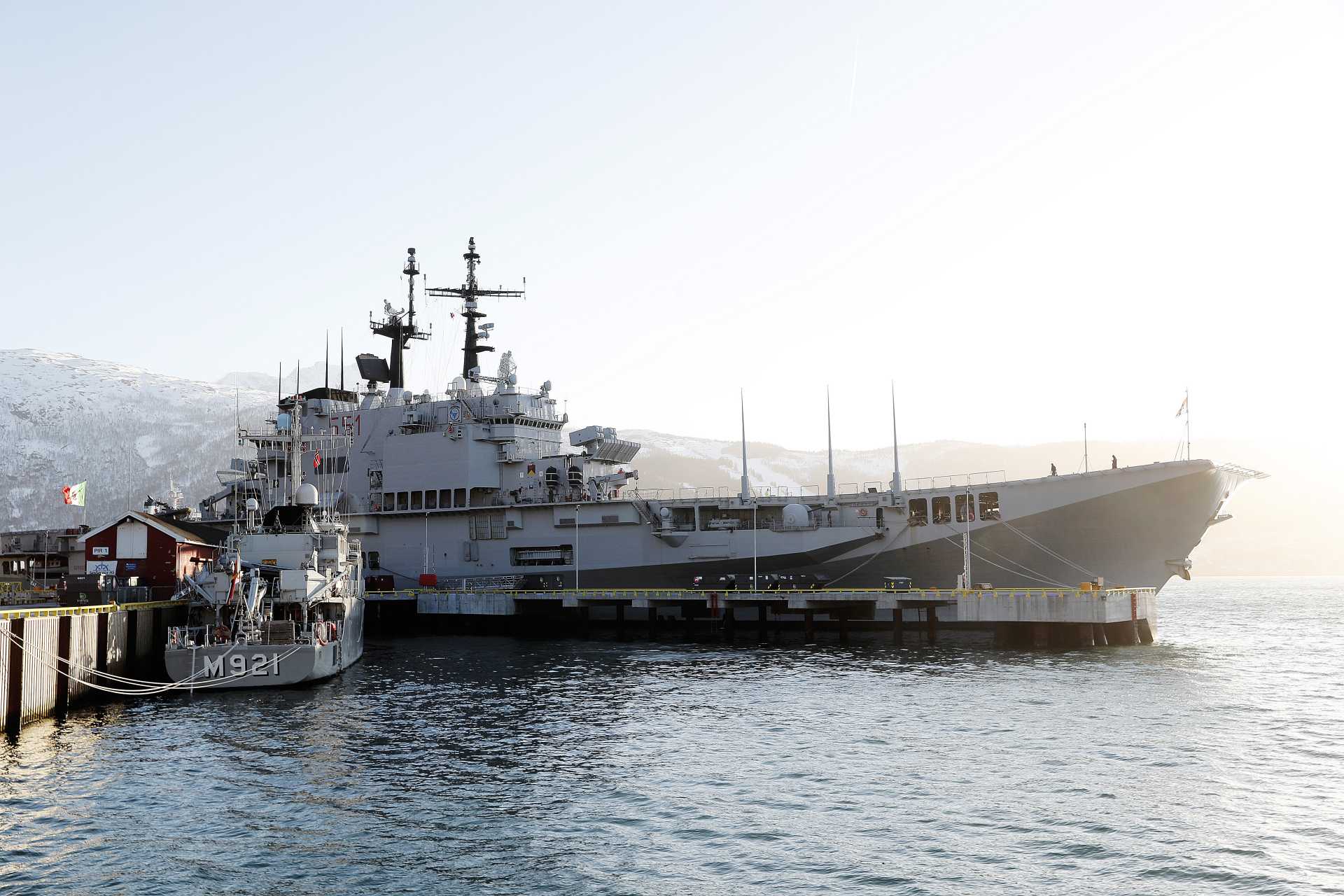 ArmyRecognition's tweet card. Indonesia evaluates Italian proposal to repurpose Giuseppe Garibaldi aircraft carrier for naval...