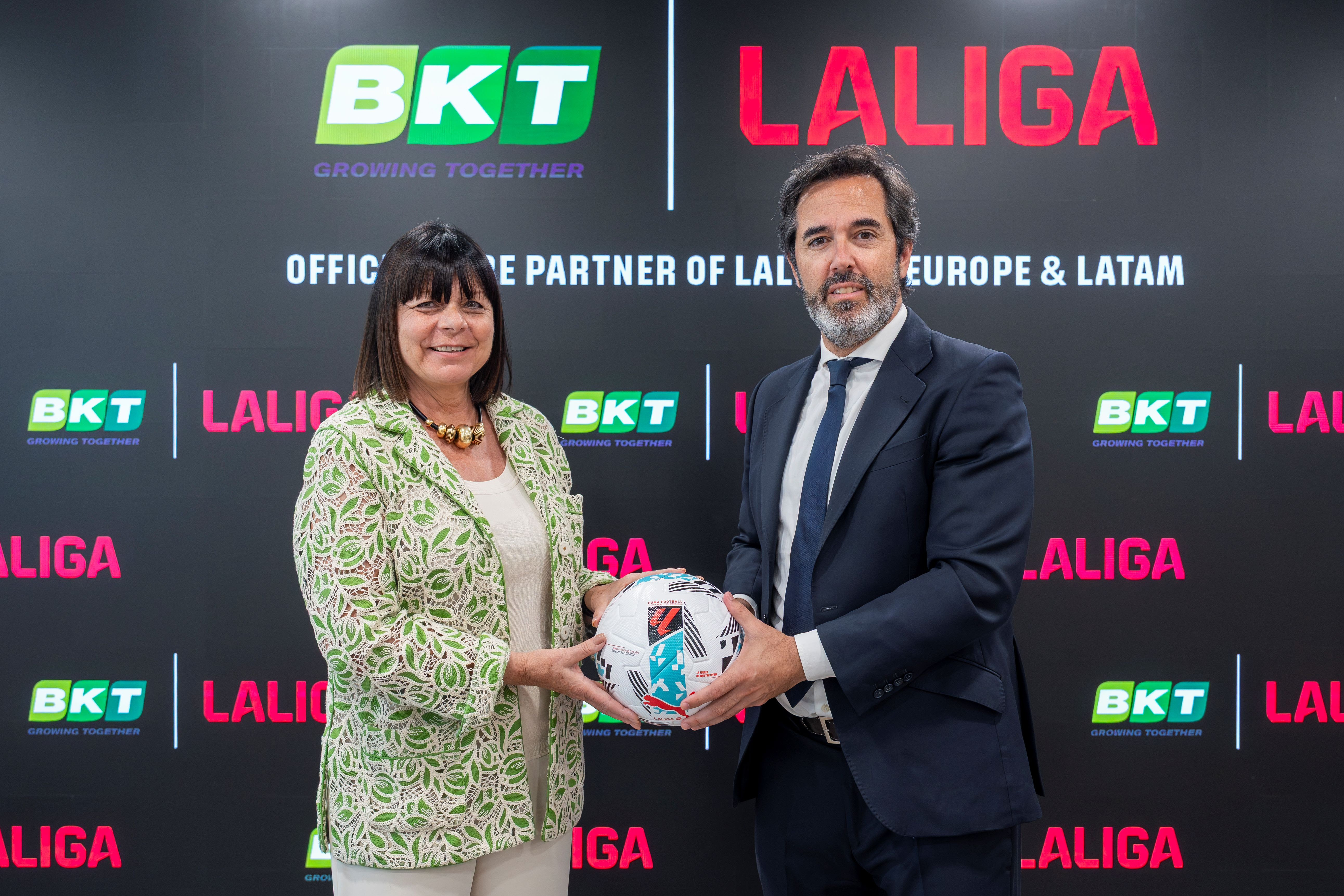 PosventaAuto's tweet card. BKT ha anunciado una nueva y significativa colaboración con la Real Federación Española de Fútbol (RFEF), el máximo organismo rector del fútbol en España. BKT y LALIGA ha ...