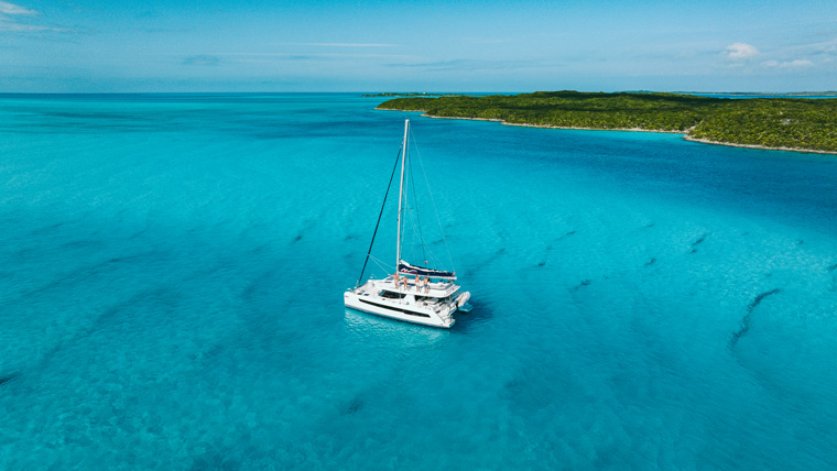 SimplexityTM's tweet card. Island-hopping by private catamaran has its perks. Plus: The must-do activities on Cooper Island, Virgin Gorda, Anegada, and Jost Van Dyke.