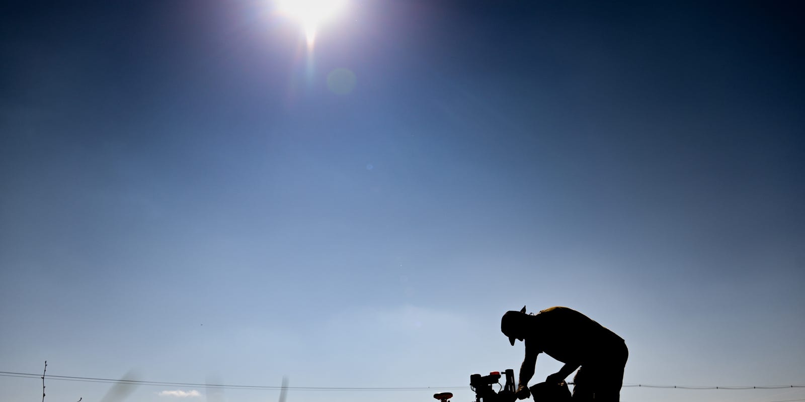 LSJNews's tweet card. The National Weather Service said parts of Michigan could feel like 105 degrees on Monday, July 28. Thunderstorms possible in some areas.